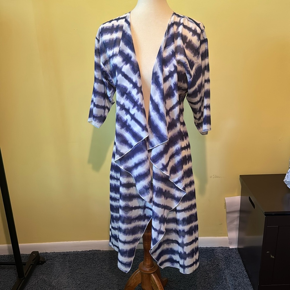 LuLaRoe Shirley size Small